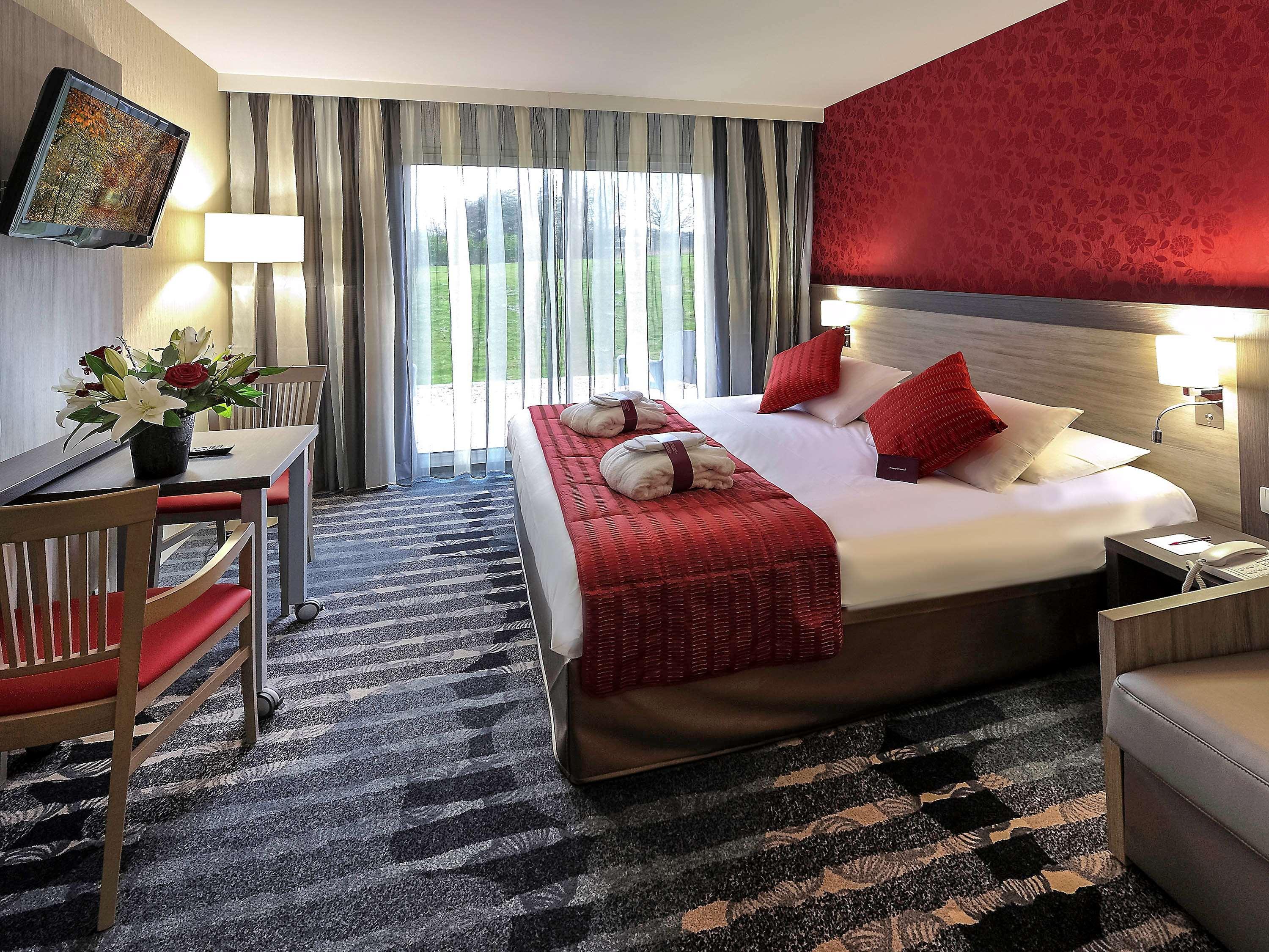 Mercure Rouen Val De Reuil Val-de-Reuil Exterior photo